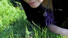 Dr Nikki Gammans with Short-haired bumblebee