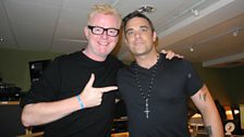 Robbie Williams debuts his new single Candy