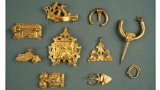 Jewellery and ingots from the treasure hoard