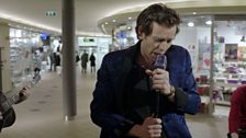 Kyrre Hellum as Geir 'Elvis' Tvedt