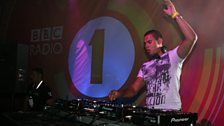 Afrojack closes the show with a slamming mix