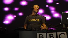 ý Radio 1 Live in Hull - Pete Tong from Hull Town Hall - 2