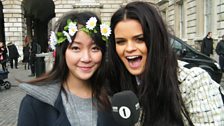 This fash student is sporting some daisies