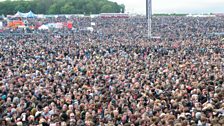 Biffy Clyro crowd