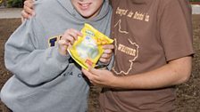 This woman swapped some corn snacks for a t-shirt