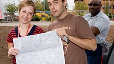 This lady gave Aled a map in exchange for her t-shirt