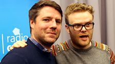 Gareth Rhys Owen a Huw Stephens