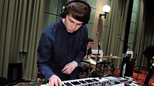 AlunaGeorge live at Maida Vale