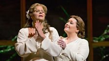 Susan Graham as Dido and Karen Cargill as Anna in Berlioz's "Les Troyens."