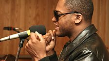 Taio Cruz in the Live Lounge - 28 May 08 - 3