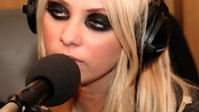 The Pretty Reckless perform in the Live Lounge - 23 Aug 2010 - 4