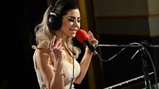 18 Apr 12 - Marina & The Diamonds - 10