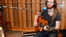 04 July 12 - Newton Faulkner - 4