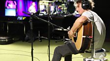 Ben Howard pops in to see Zane - 4