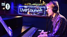 Tom Odell Live Lounge