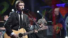 Neil Hannon swaps piano for guitar