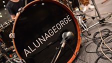 AlunaGeorge in session