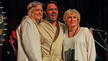 Shaun with his lovely assistants / tormentors Lauren Laverne and Jennifer Saunders