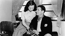 Vivien Leigh and Sir Lawrence Olivier, June 1948, on holiday in Queensland.