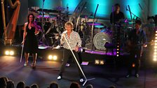 Rod Stewart In Concert