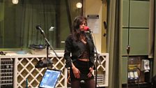 Yasmine Hamdan in session