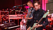 Queens of the Stone Age rock Maida Vale