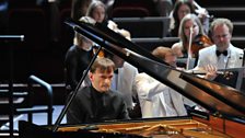 Stephen Hough performing at the 91ȱ Proms in 2009