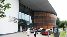 Audience arrives at the Royal Welsh College of Music and Drama.