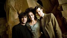 Dr Who writer Neil Gaiman, on set with Suranne Jones and Matt Smith