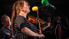 Eliza Carthy plays for Mastertapes