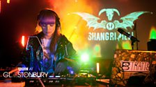 B. Traits at Glastonbury 2013