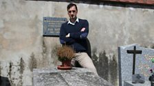 Alistair beside Erik Satie's grave