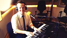 Joe Stilgoe performs live in session