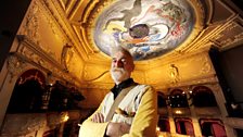 John Byrne and the King's Theatre mural