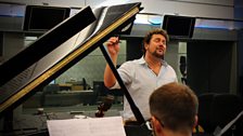 Michael Ball sings Gershwin live in the studio