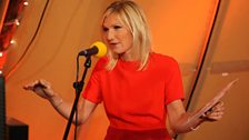 Jo Whiley chats away to Sir Terry