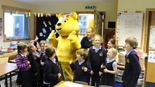 Pudsey ann am Bun-sgoil Shlèite