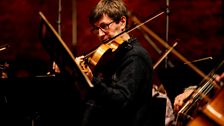 鶹Լ Symphony Orchestra member rehearsing Britten's The Young Person's Guide to the Orchestra