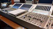 Mixing desk