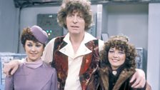 (L-R) Janet Fielding (Tegan),Tom Baker (the Doctor) and Sarah Sutton (Nyssa).