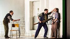 Richard Burkhard as Gardibaldo, John Mark Ainsley as Grimoaldo, and Iestyn Davies as Bertarido