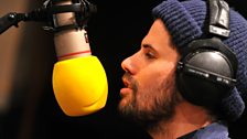 Nick Mulvey in session