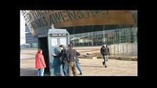 The crew erect the TARDIS.