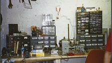 Photography of Lovelock's laboratory at Coombe Hill