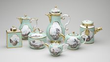 Meissen Porcelain Factory, tea, coffee and chocolate service, c.1725