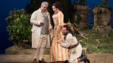 Maurizio Muraro as Don Alfonso, Susanna Phillips as Fiordiligi, and Matthew Polenzani as Ferrando in Mozart's "Così fan tutte."