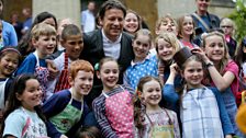Jamie Oliver & Bristol Schools Junior Chamber Choir