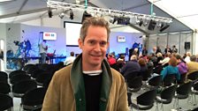 Tom Hollander