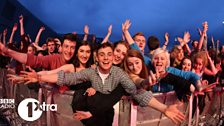 Main Stage crowd for MistaJam