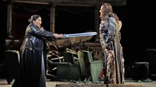 Lucrecia Garcia as Odabella and Ferruccio Furlanetto as Attila